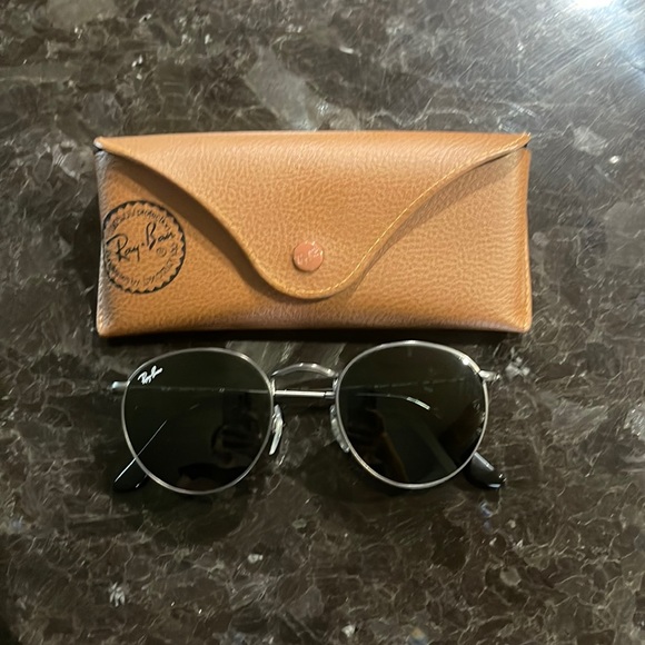 Ray-Ban Accessories - RAY-BAN Sunglasses